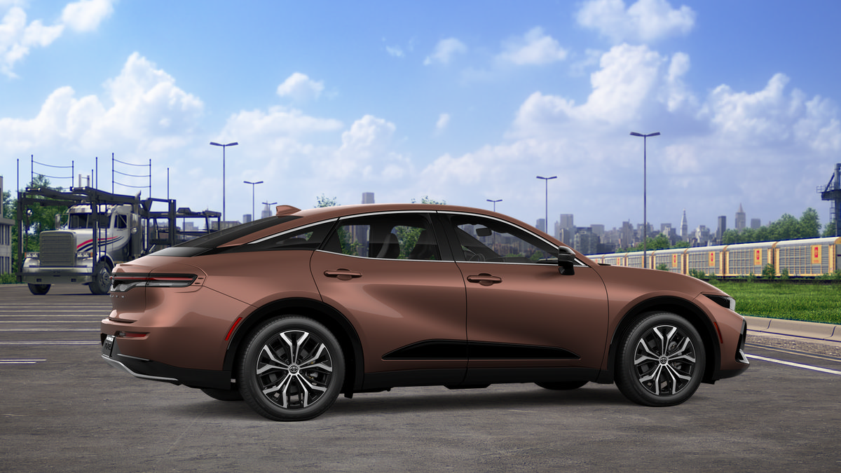 New 2027 Toyota Crown AWD/4WD image 11