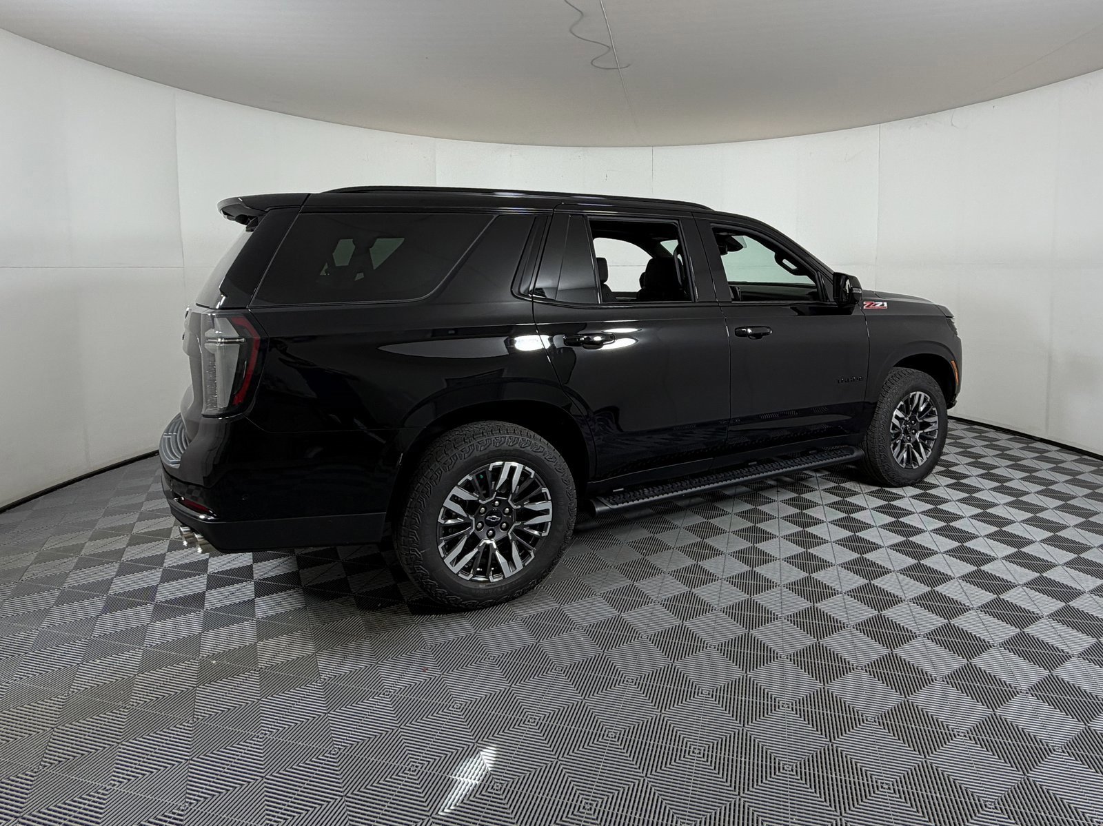 New 2026 Chevrolet Tahoe Z71 w/ Comfort Package image 4