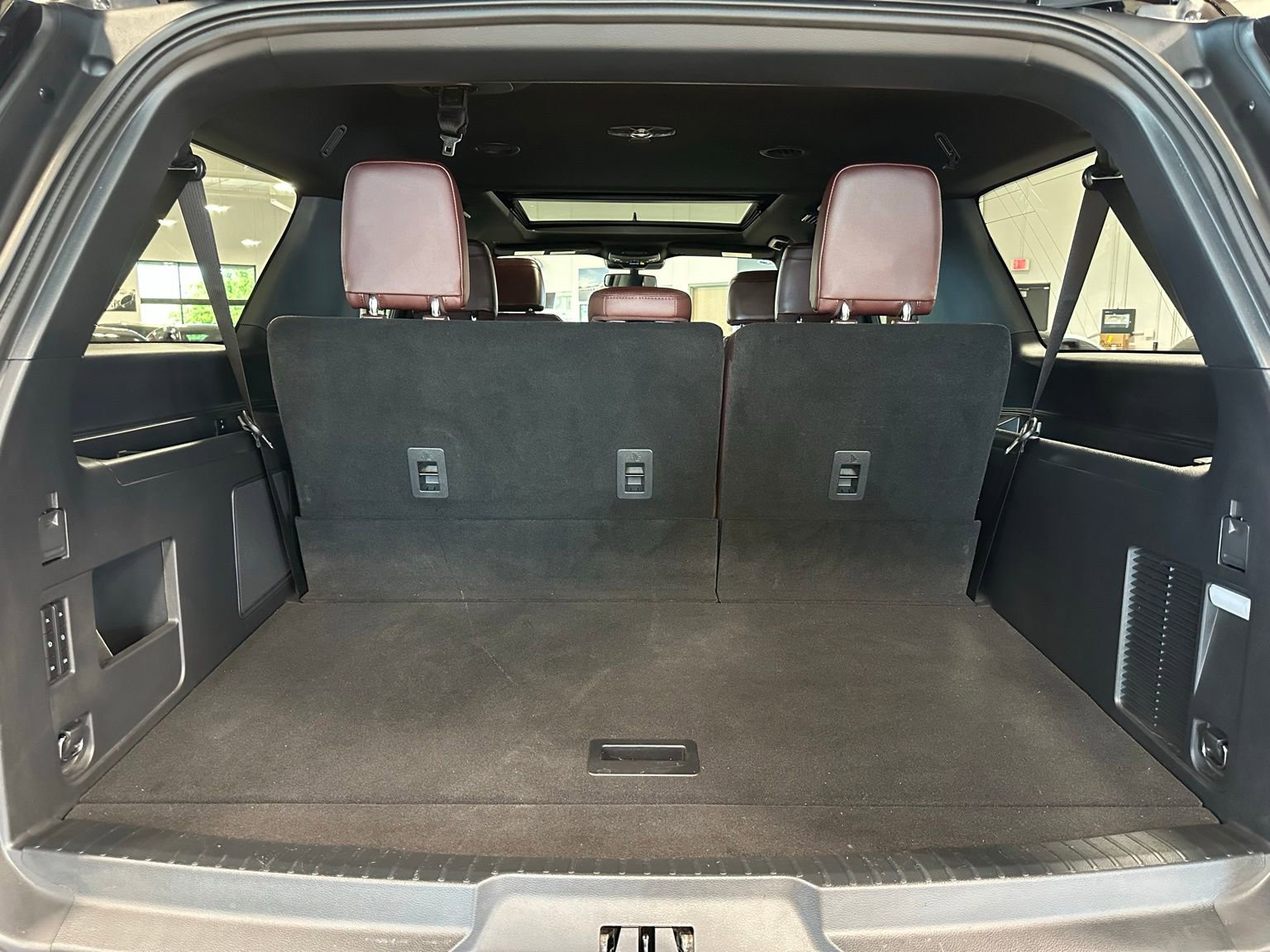 Used 2024 Ford Expedition Max Limited RWD image 40