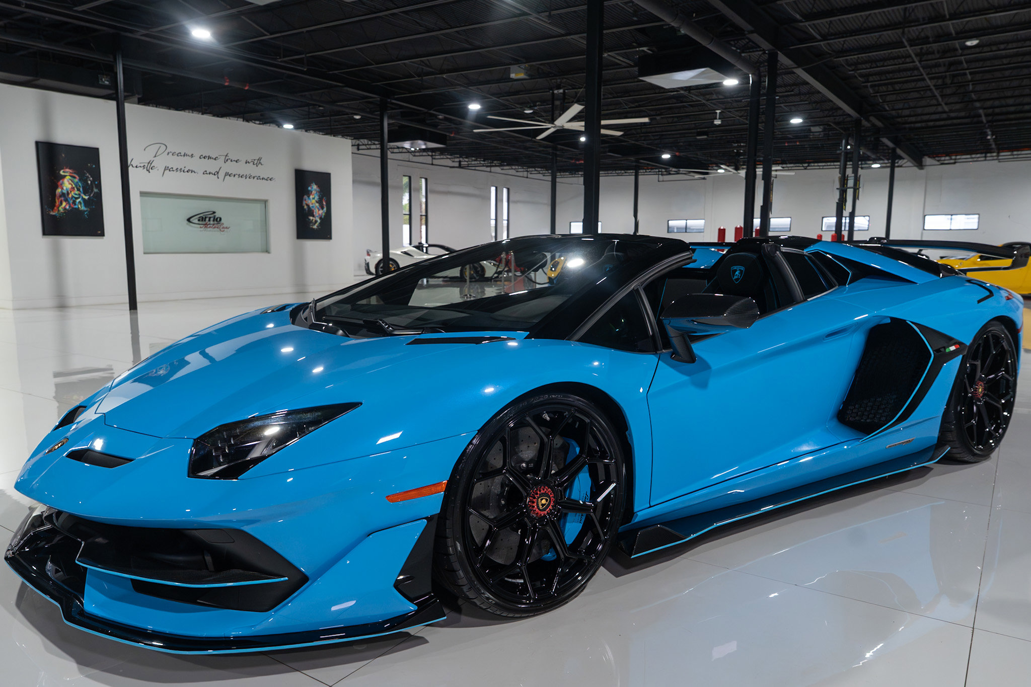 Used 2021 Lamborghini Aventador SVJ image 3