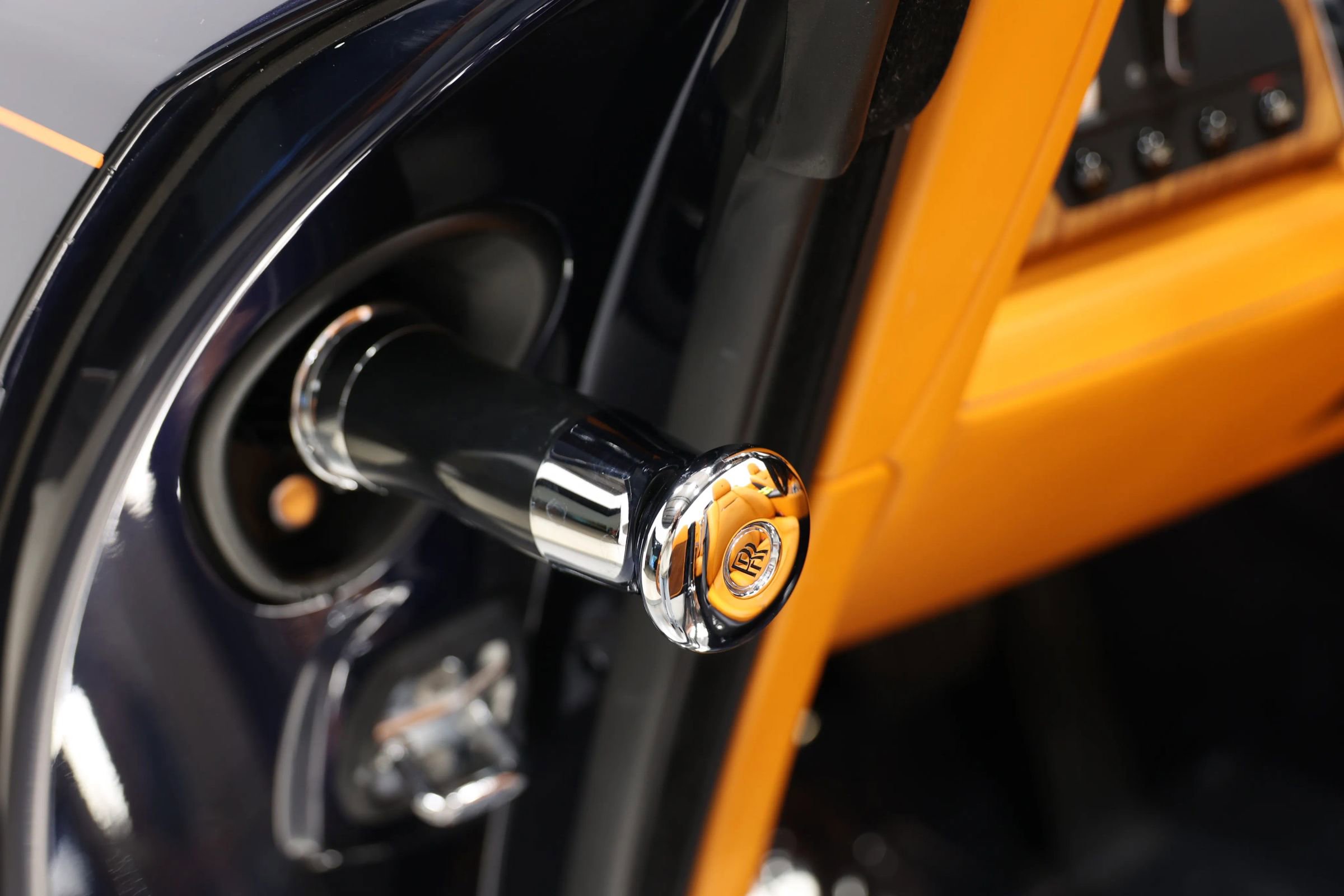 Used 2016 Rolls-Royce Dawn image 48