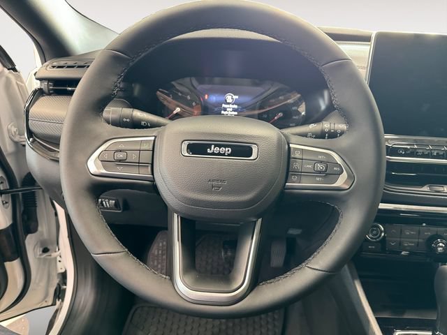 Used 2026 Jeep Compass Latitude w/ Quick Order Package 29K AWD/4WD image 19