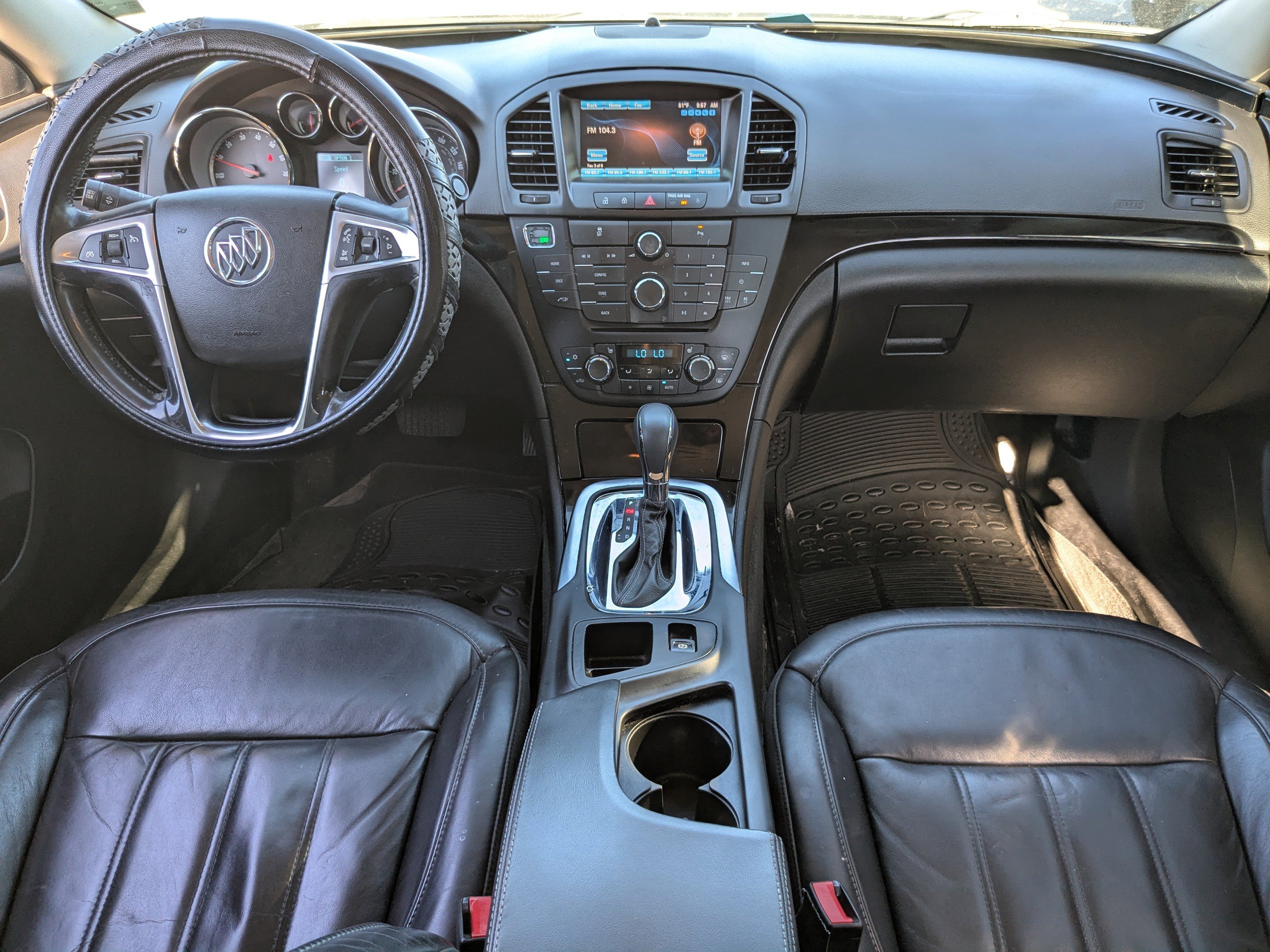 Used 2013 Buick Regal Premium image 14