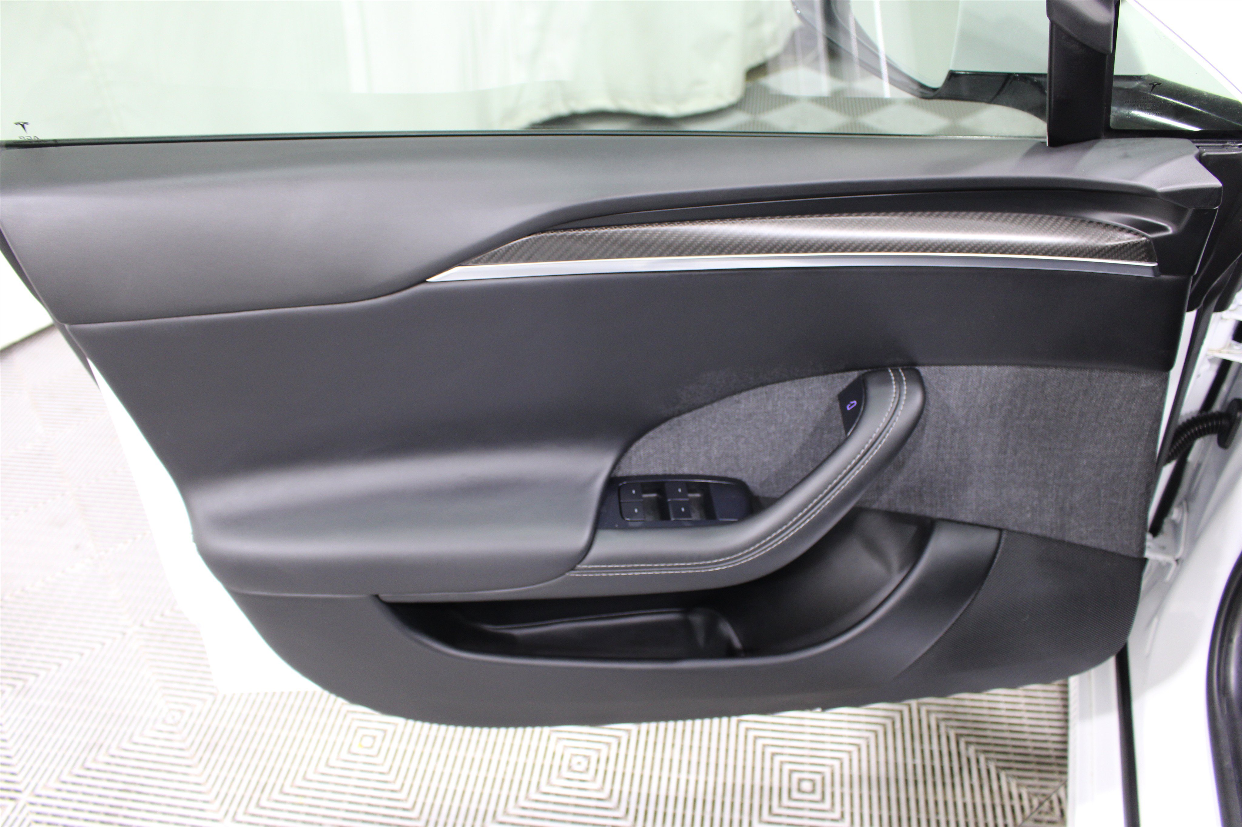 Used 2021 Tesla Model S Plaid AWD/4WD image 6