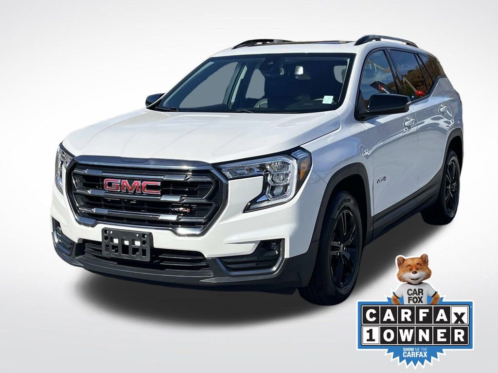 Used 2024 GMC Terrain AT4 image 8