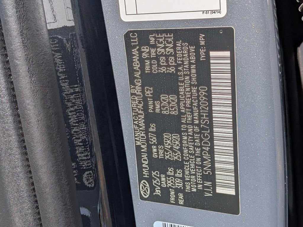 Used 2025 Hyundai Santa Fe Limited image 34