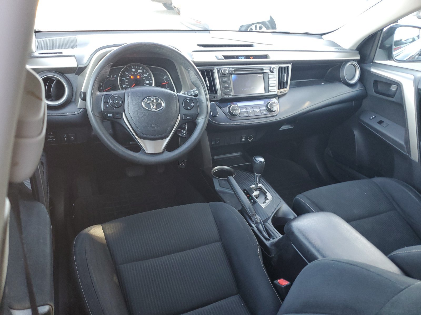 Used 2013 Toyota RAV4 XLE AWD/4WD image 10
