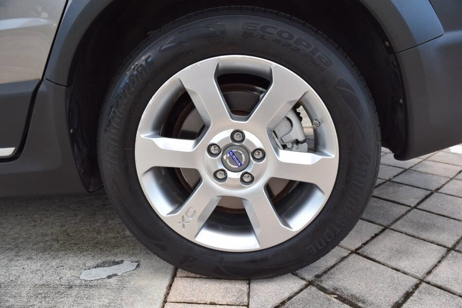 Used 2011 Volvo XC70 3.2 w/ Premium Pkg image 84