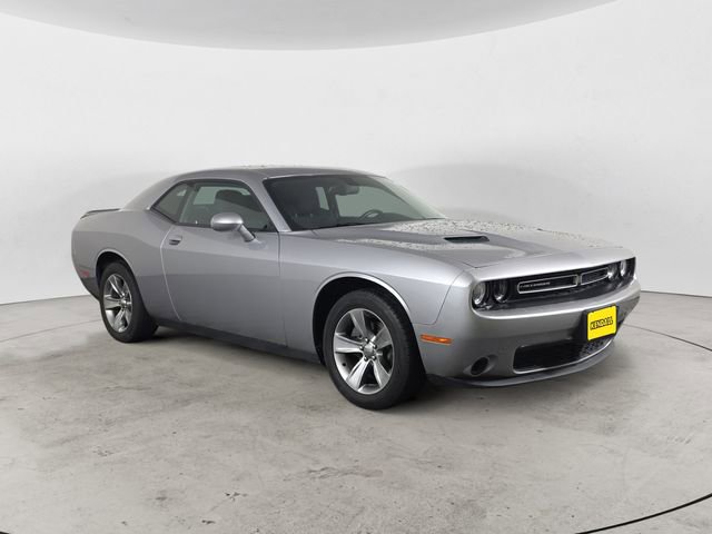 Used 2015 Dodge Challenger SXT w/ Sound Group RWD image 7