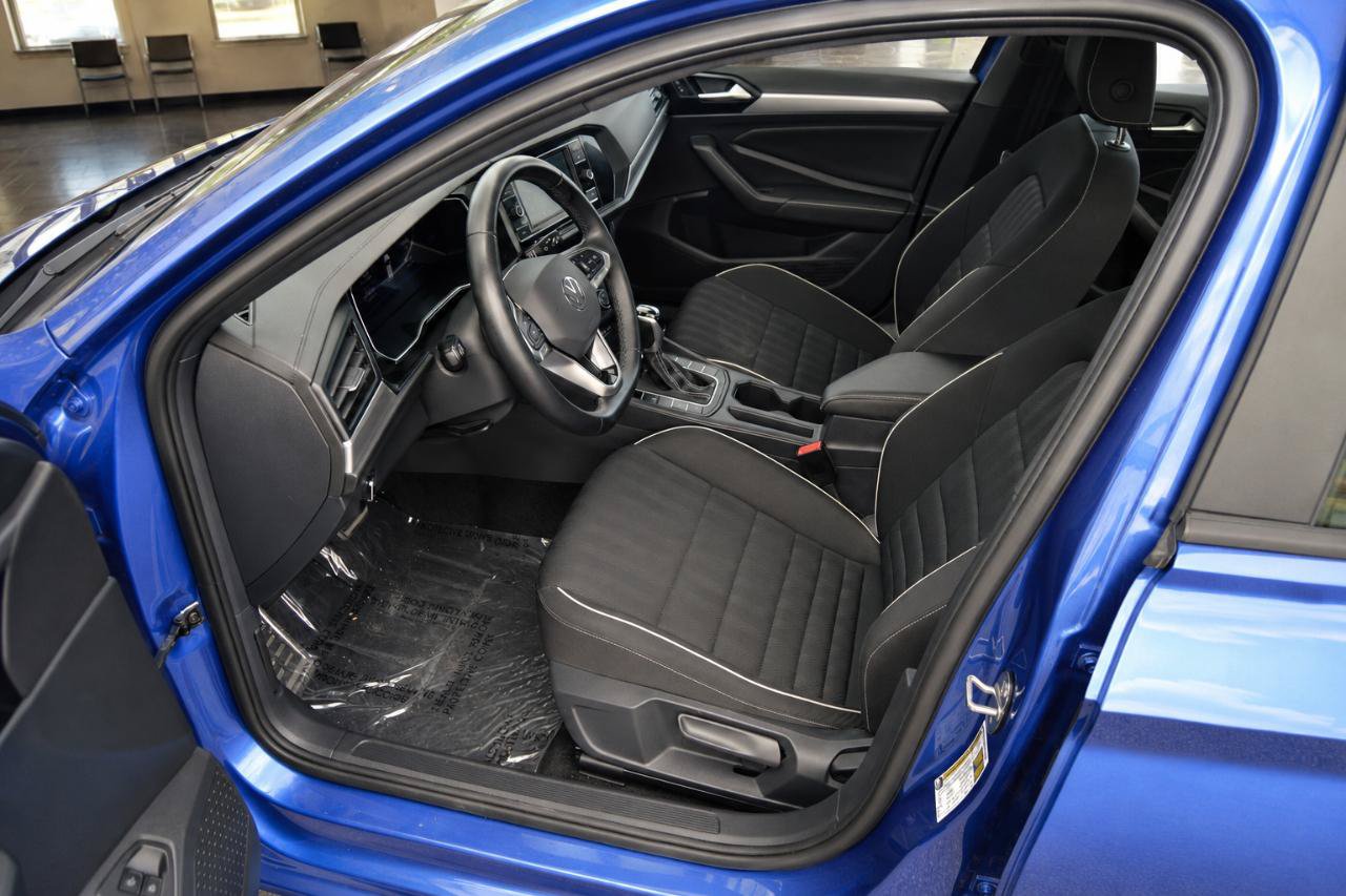 Used 2024 Volkswagen Jetta Sport FWD image 10