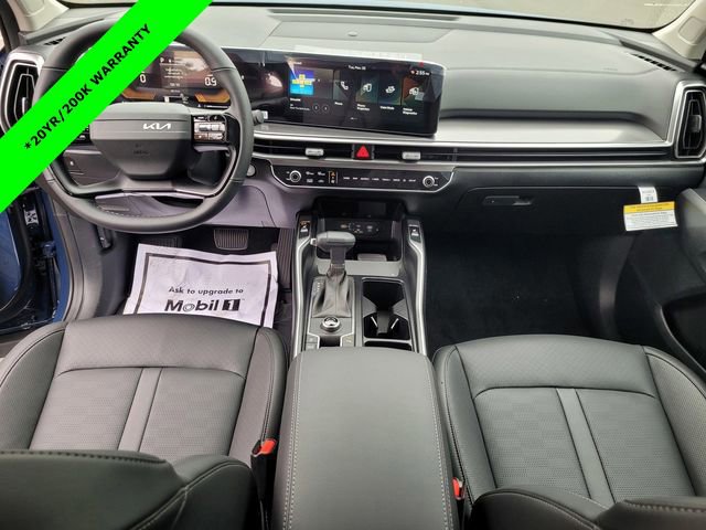 New 2026 Kia Sorento S image 7