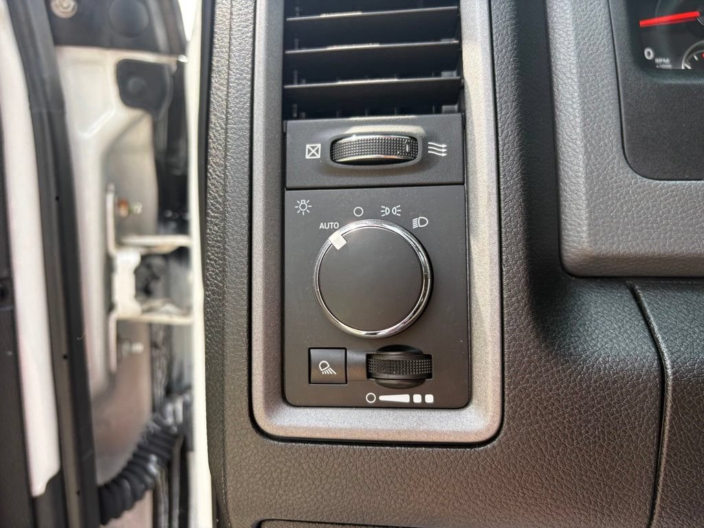 Used 2019 RAM 1500 Tradesman w/ Popular Equipment Group RWD image 18