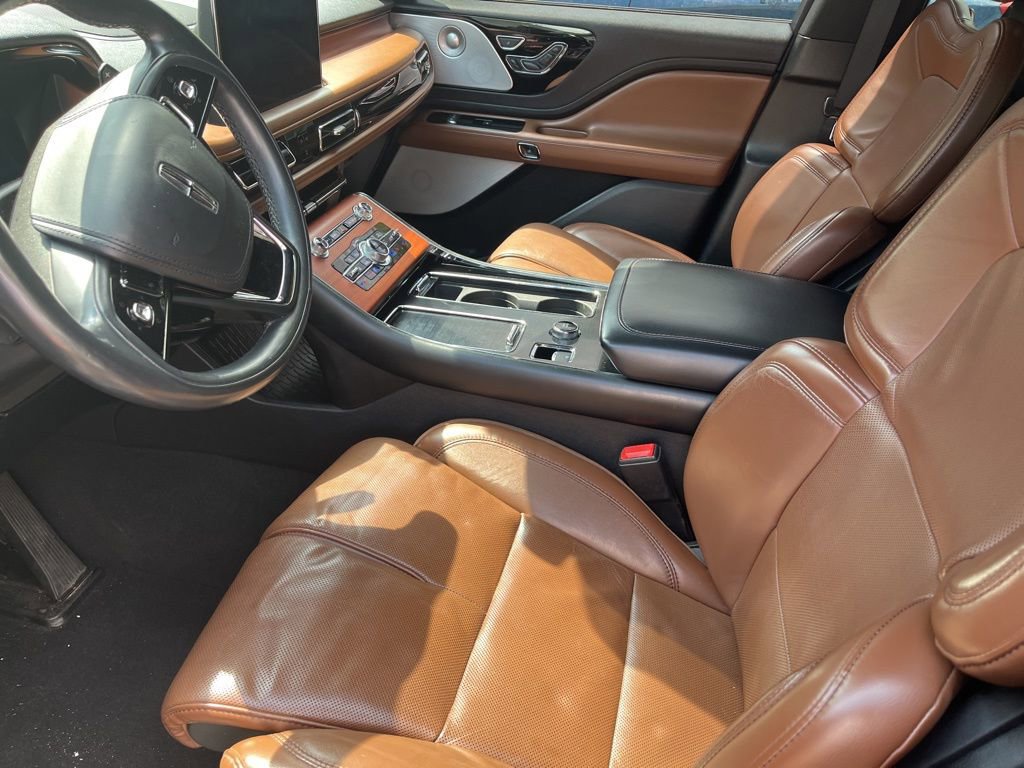 Used 2021 Lincoln Aviator Reserve w/ Equipment Group 201A image 10