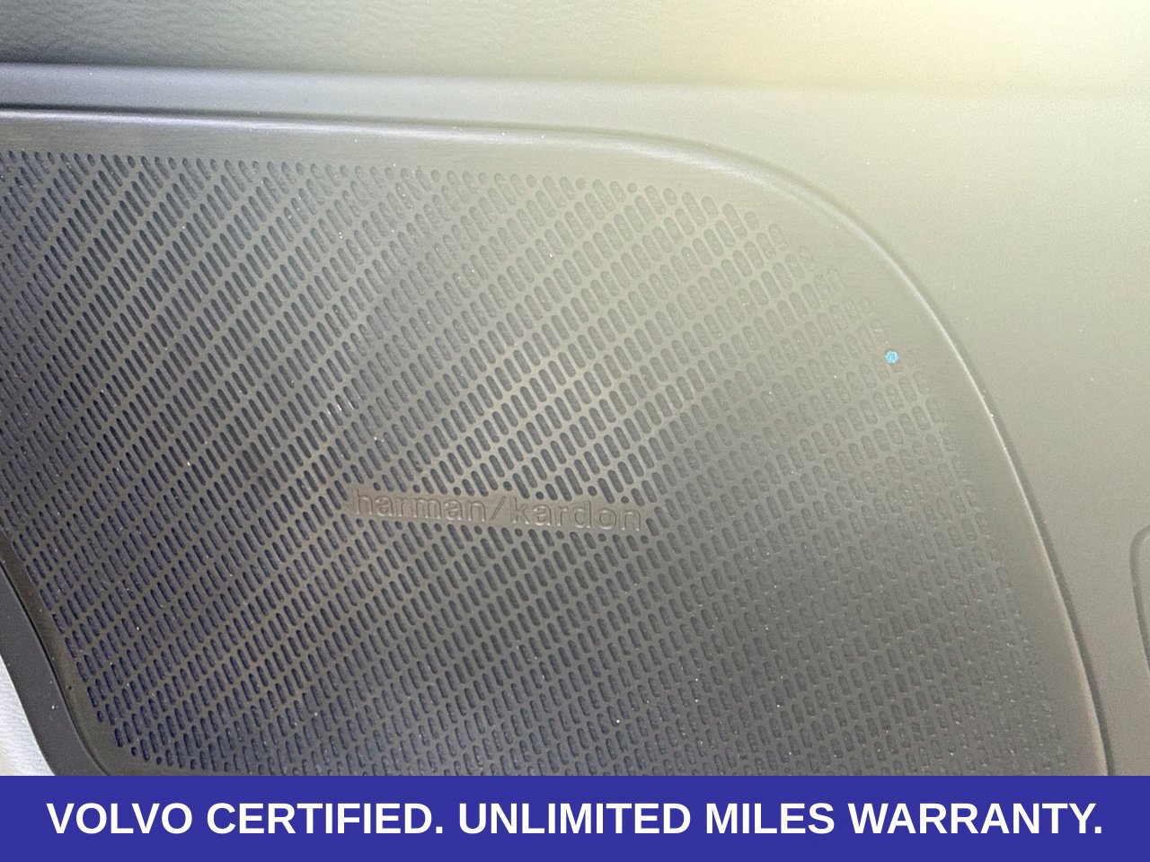 Certified 2024 Volvo S60 B5 Plus w/ Climate Package FWD image 14