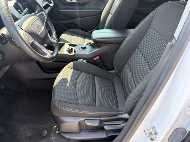 Used 2024 GMC Terrain SLE FWD image 11