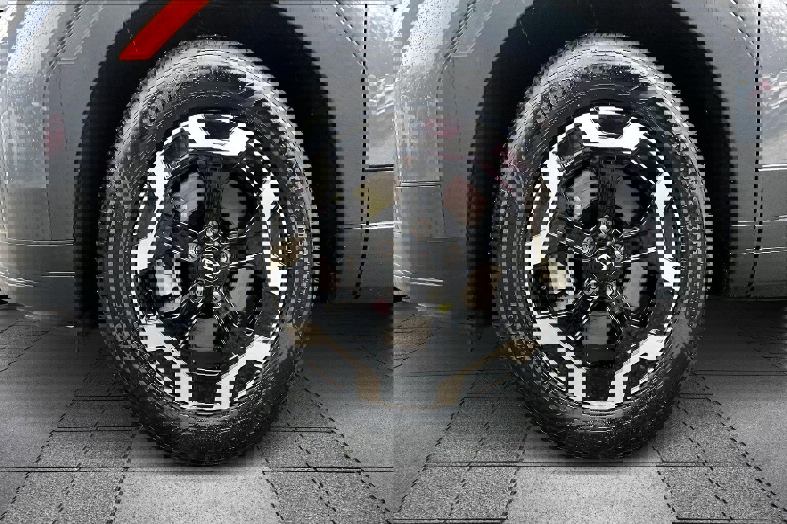 Used 2025 Hyundai Santa Fe SEL image 8