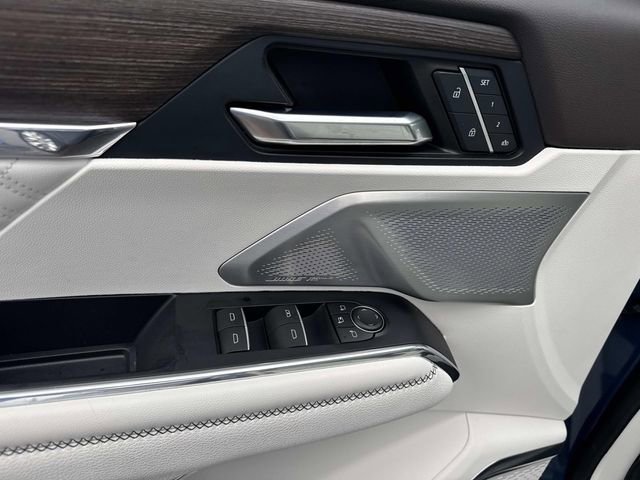 Used 2024 GMC Acadia Denali w/ Super Cruise Package image 22