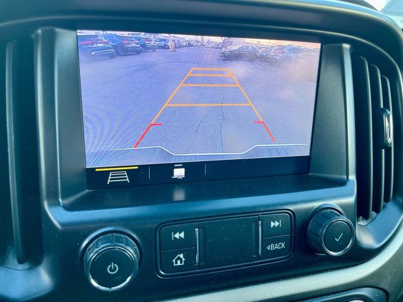 Used 2021 Chevrolet Colorado Z71 w/ Safety Package image 17