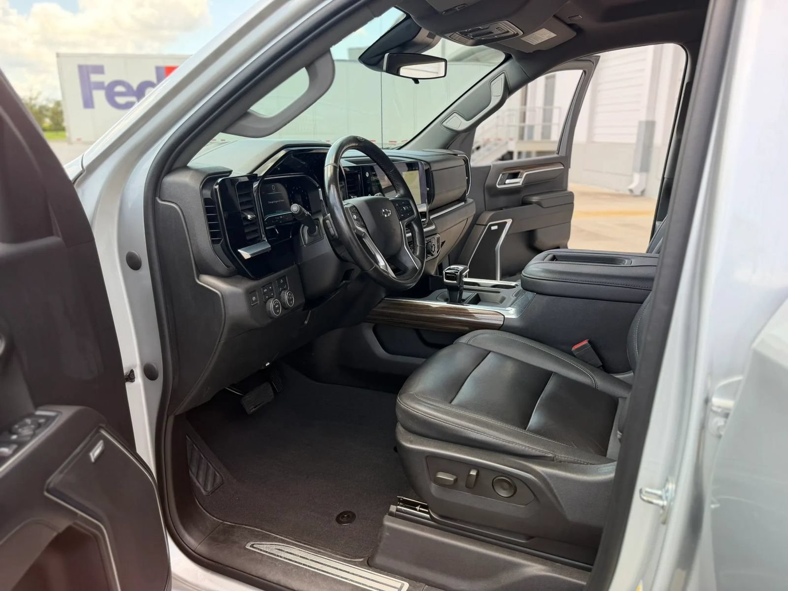 Used 2022 Chevrolet Silverado 1500 RST AWD/4WD image 21
