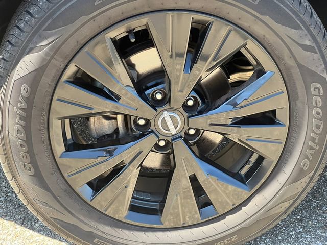 Used 2023 Nissan Rogue SV w/ SV Premium B Package AWD/4WD image 7