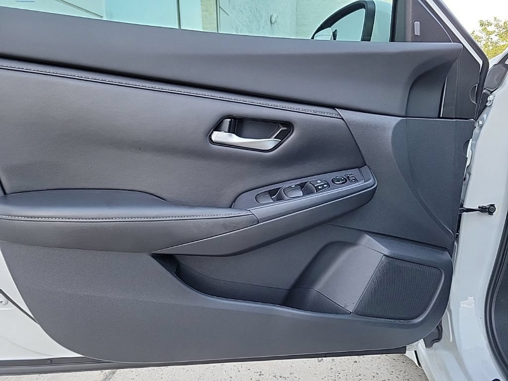 Used 2023 Nissan Sentra SV w/ Trunk Package FWD image 28