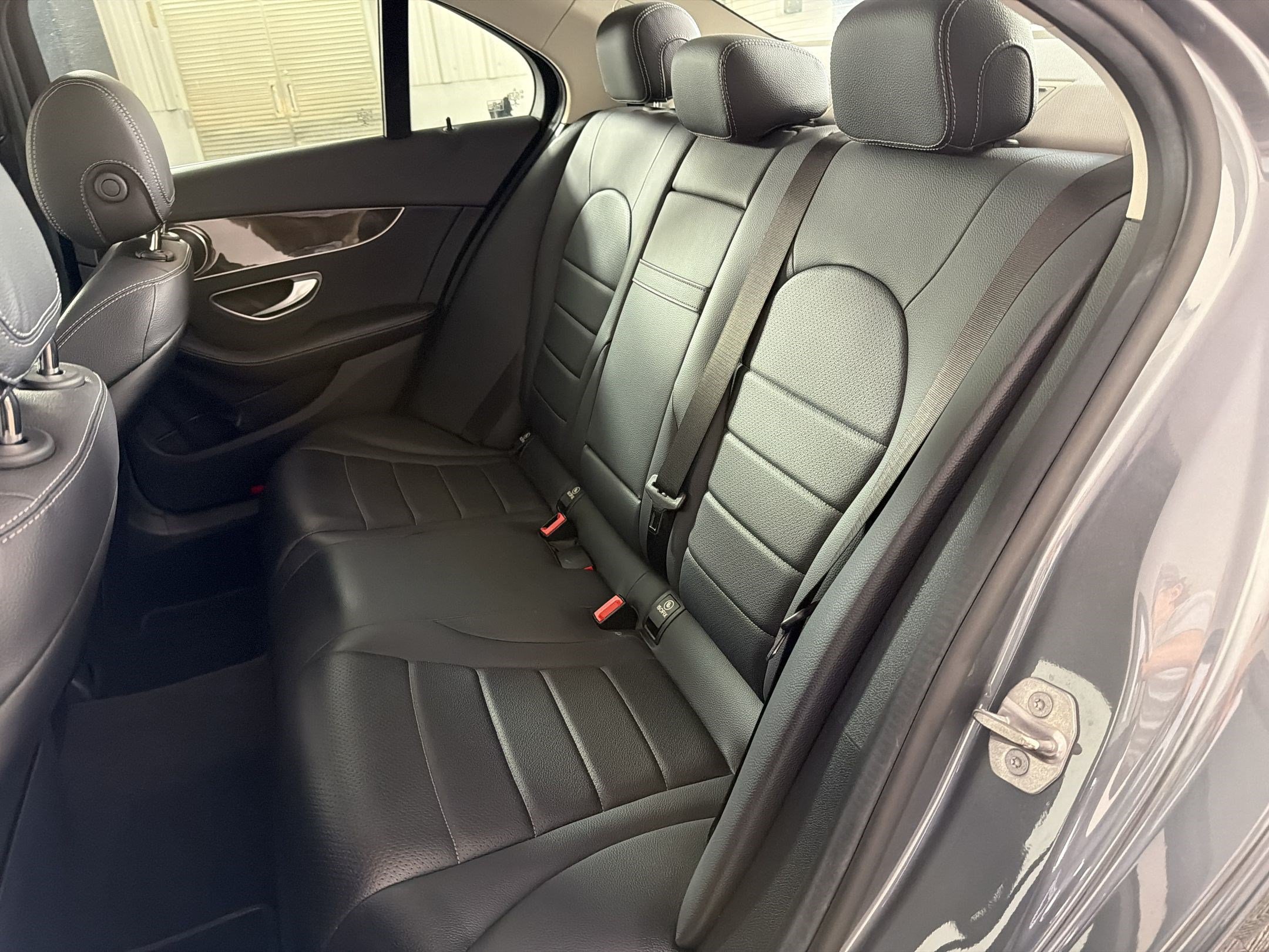 Used 2018 Mercedes-Benz C 300 4MATIC Sedan image 15