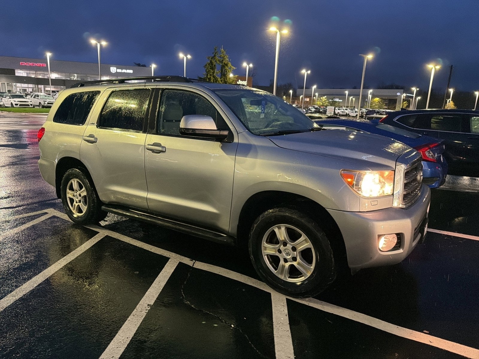 Used 2013 Toyota Sequoia SR5 image 8