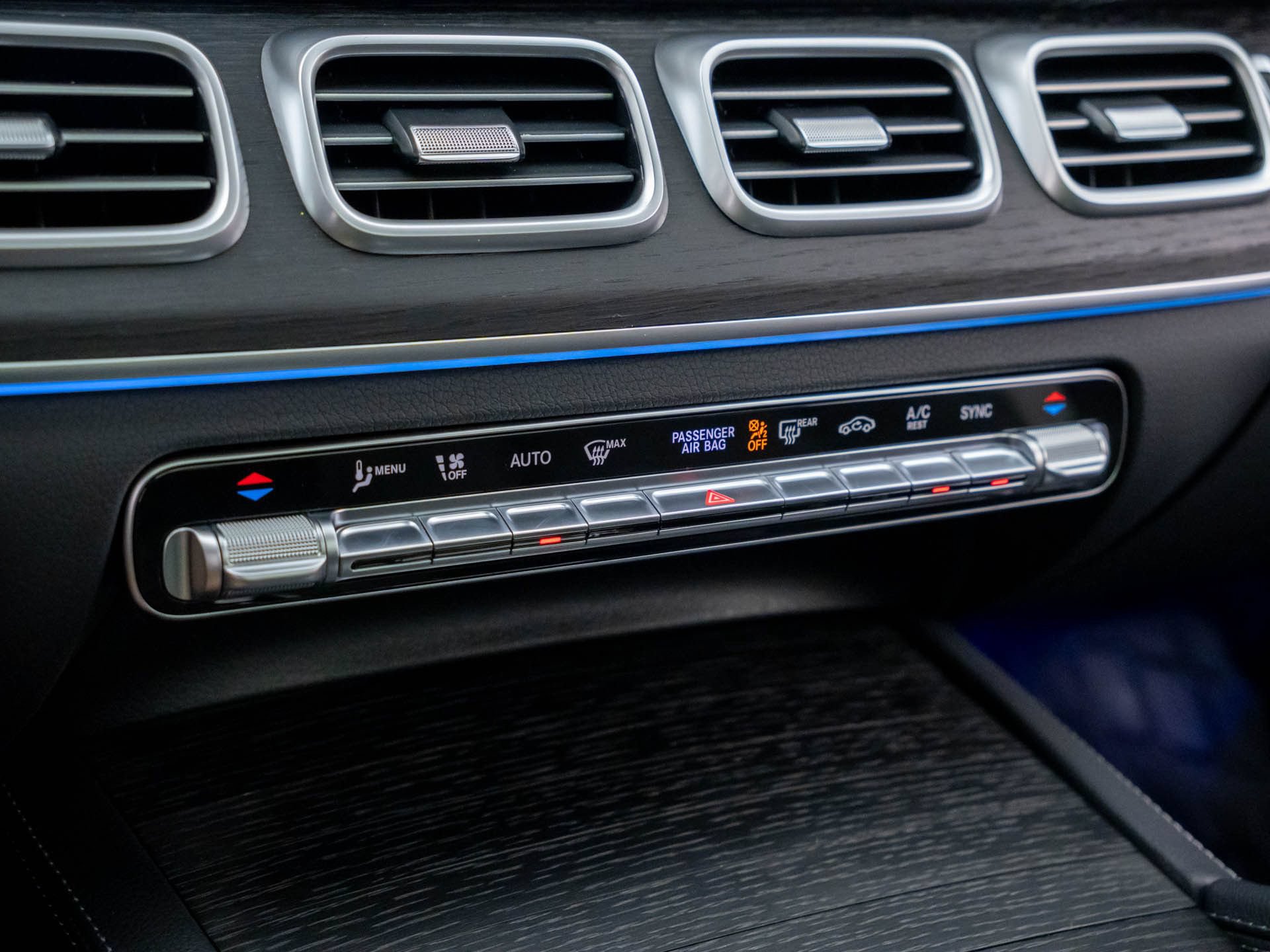 New 2026 Mercedes-Benz GLS 450 4MATIC image 29