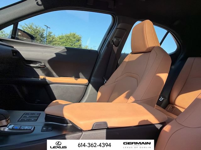 New 2026 Lexus UX 300h AWD w/ Cold Area Package image 18