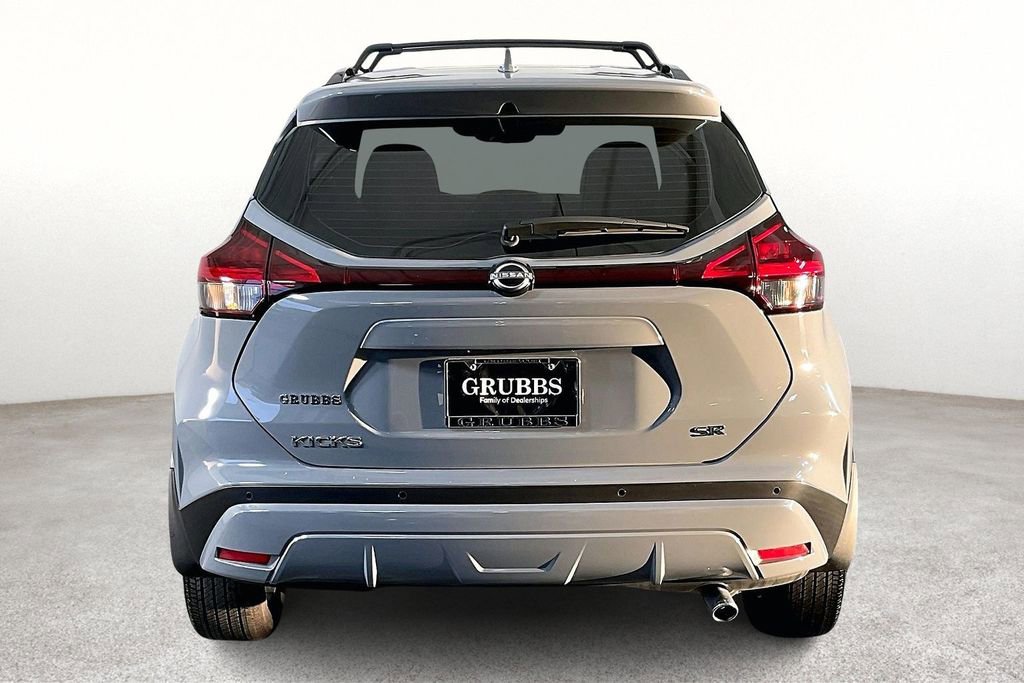 Used 2024 Nissan Kicks SR w/ SR Premium Package image 6