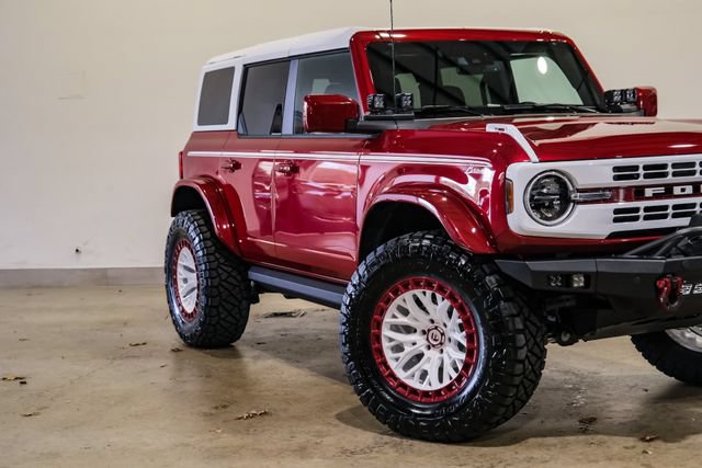 Used 2025 Ford Bronco Heritage Edition AWD/4WD image 27