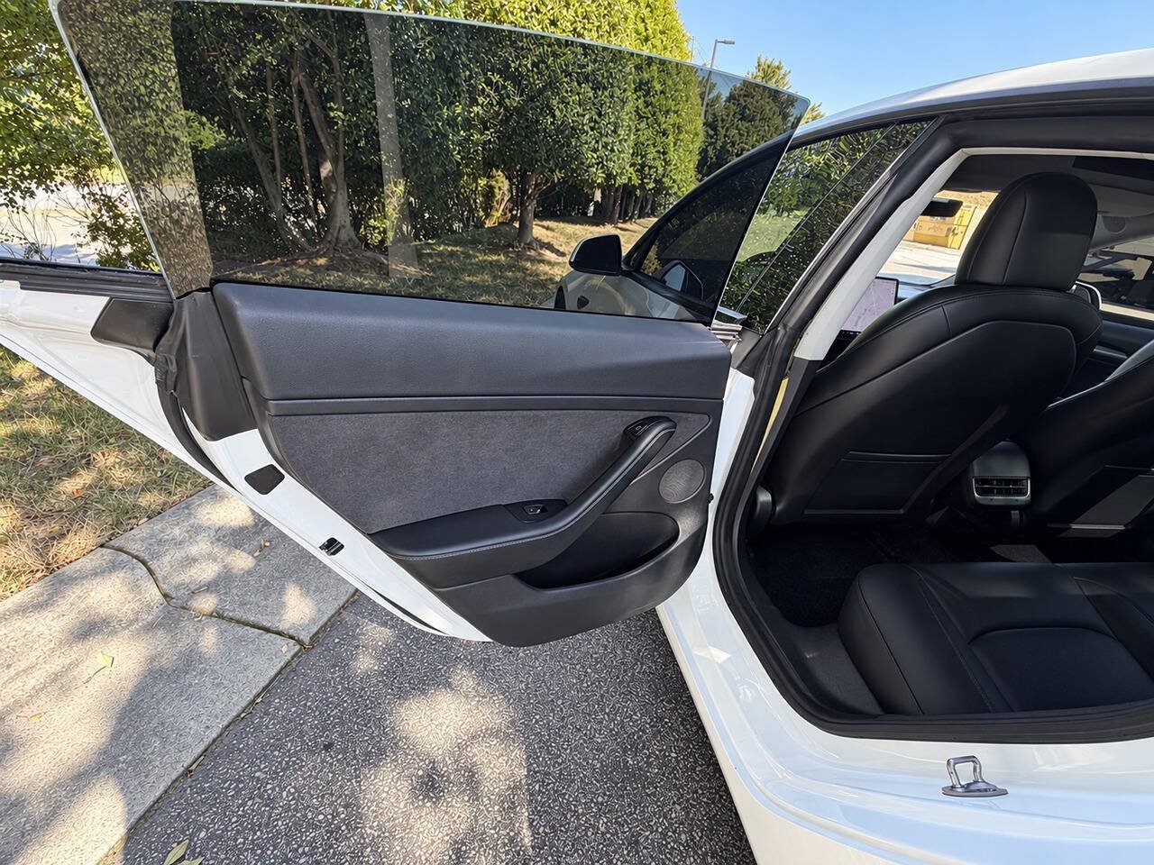 Used 2021 Tesla Model 3 Standard Range Plus RWD image 19