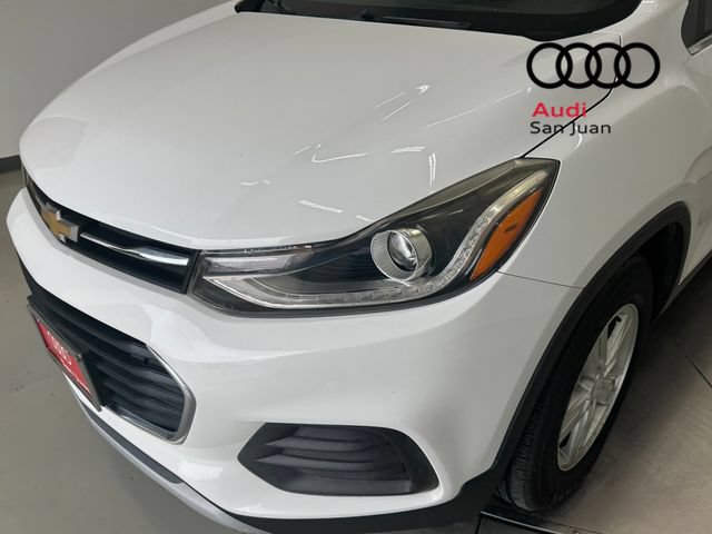 Used 2020 Chevrolet Trax LT w/ Driver Confidence Package FWD image 4