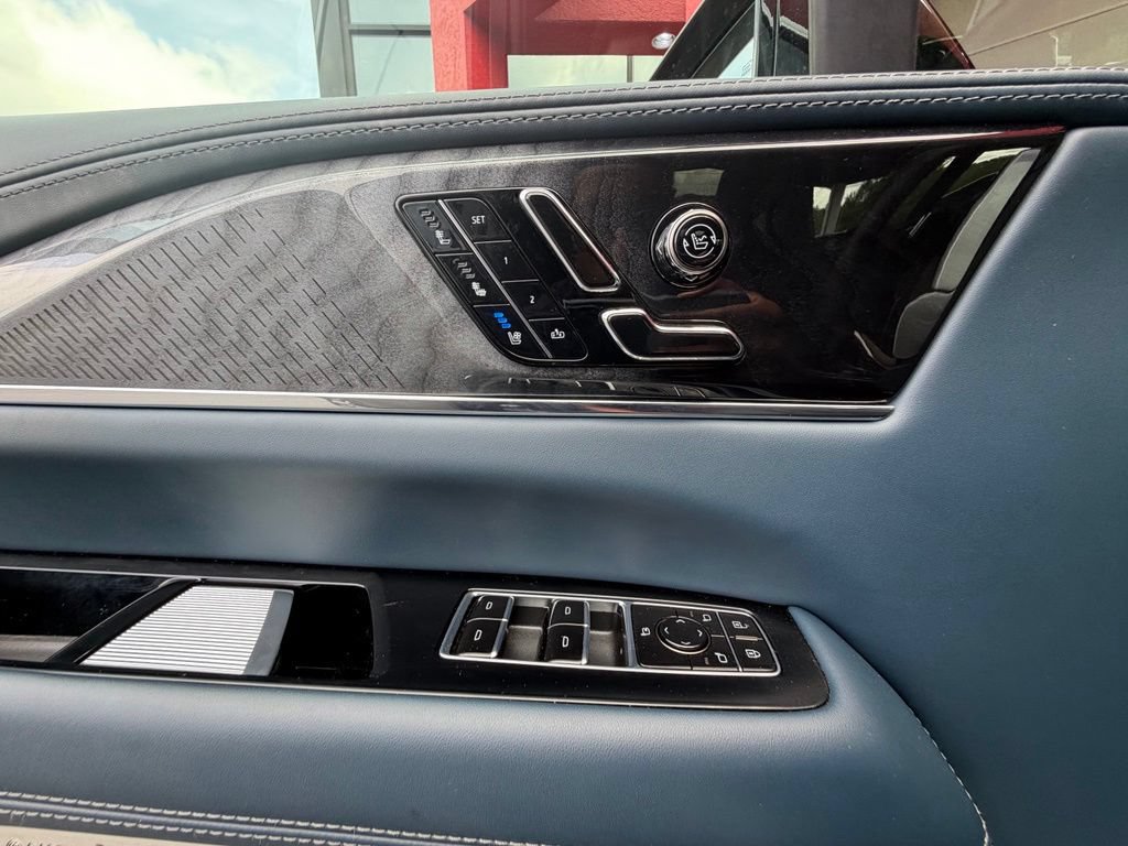 Used 2025 Cadillac Escalade IQ Luxury 2 w/ LPO, Premium Carpet Package AWD/4WD image 13
