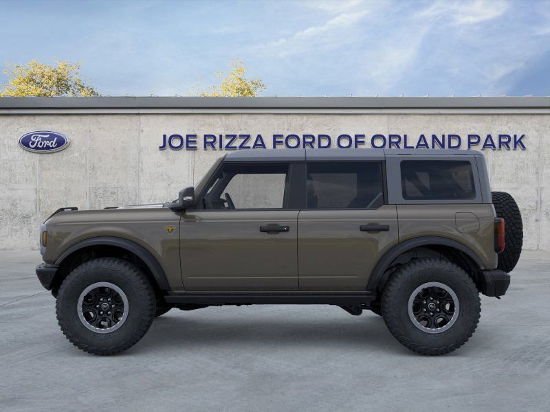 New 2025 Ford Bronco Badlands image 3