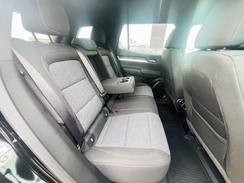 Used 2026 GMC Terrain Elevation w/ Black Edition FWD image 34
