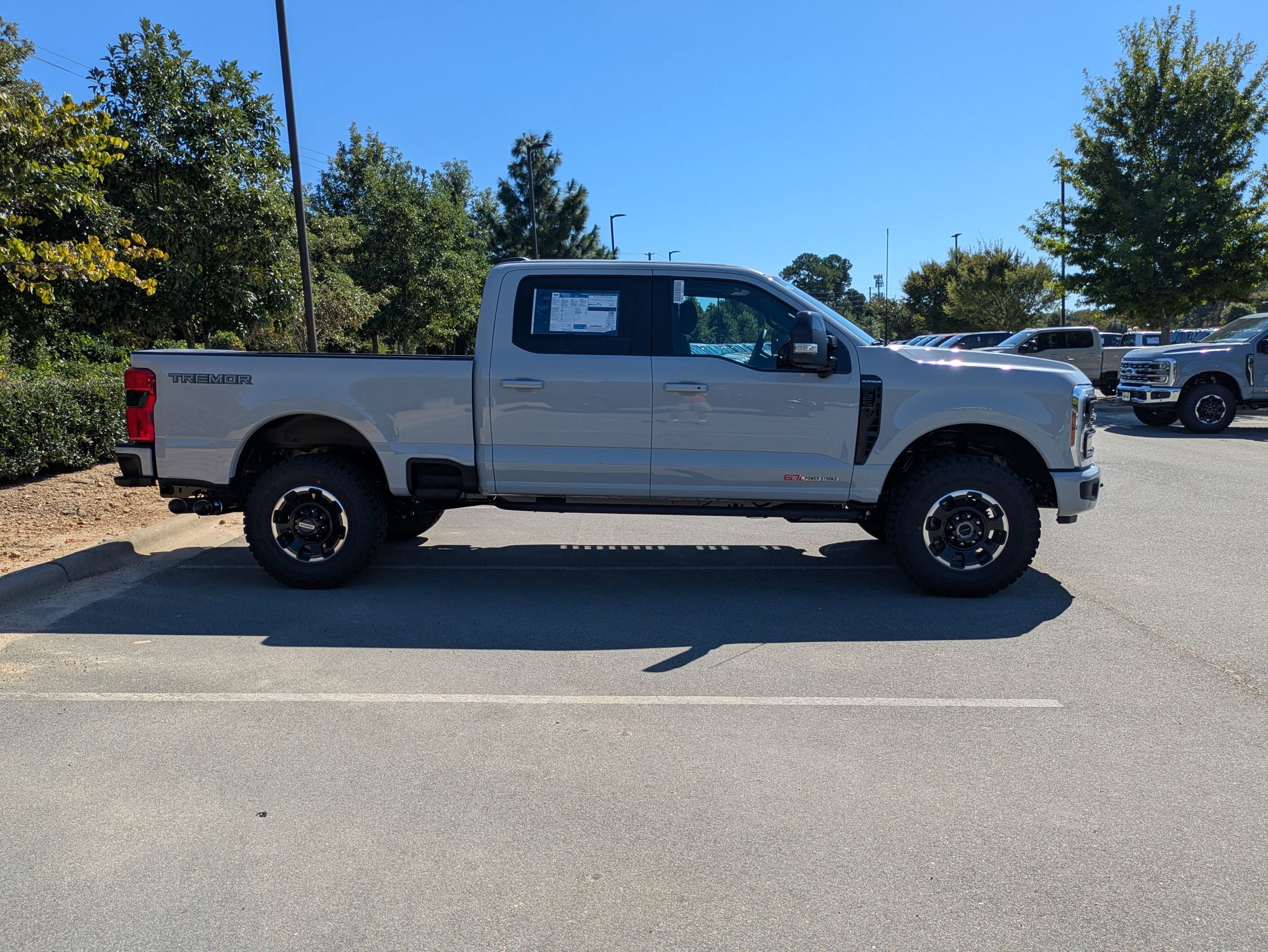 New 2026 Ford F250 Platinum w/ Tremor Off-Road Package image 3