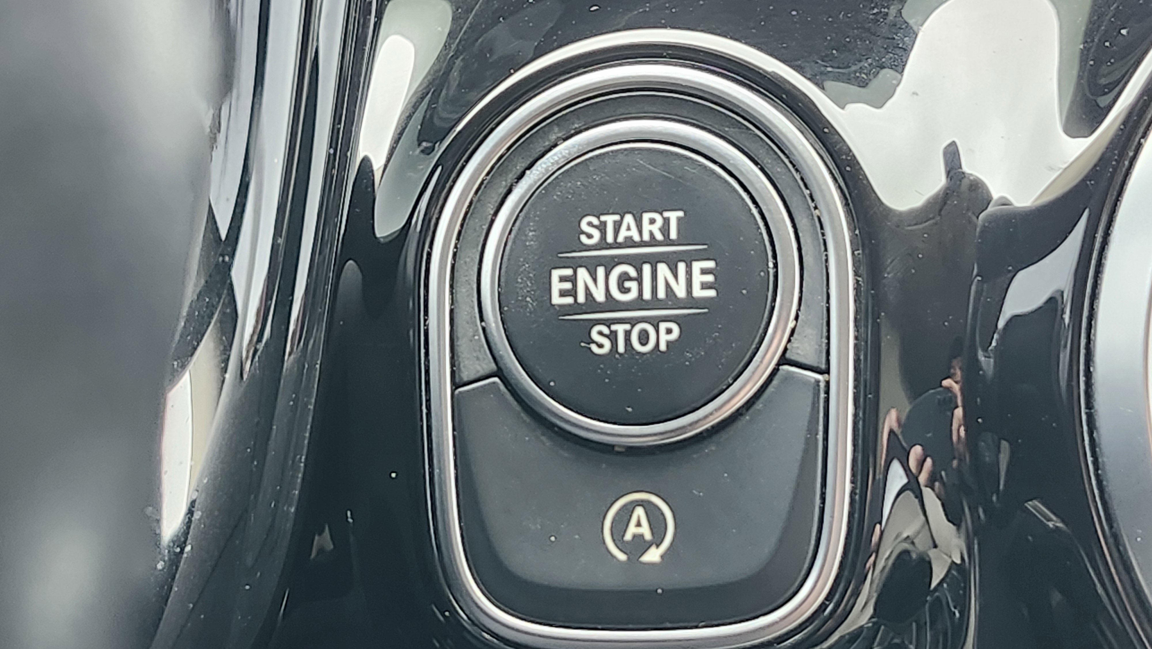 Used 2021 Mercedes-Benz GLA 250 4MATIC w/ Premium Package image 28