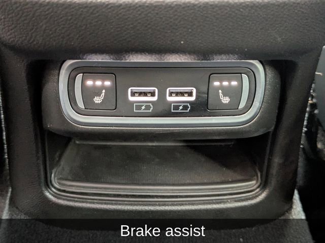 Used 2023 Alfa Romeo Stelvio Veloce image 16