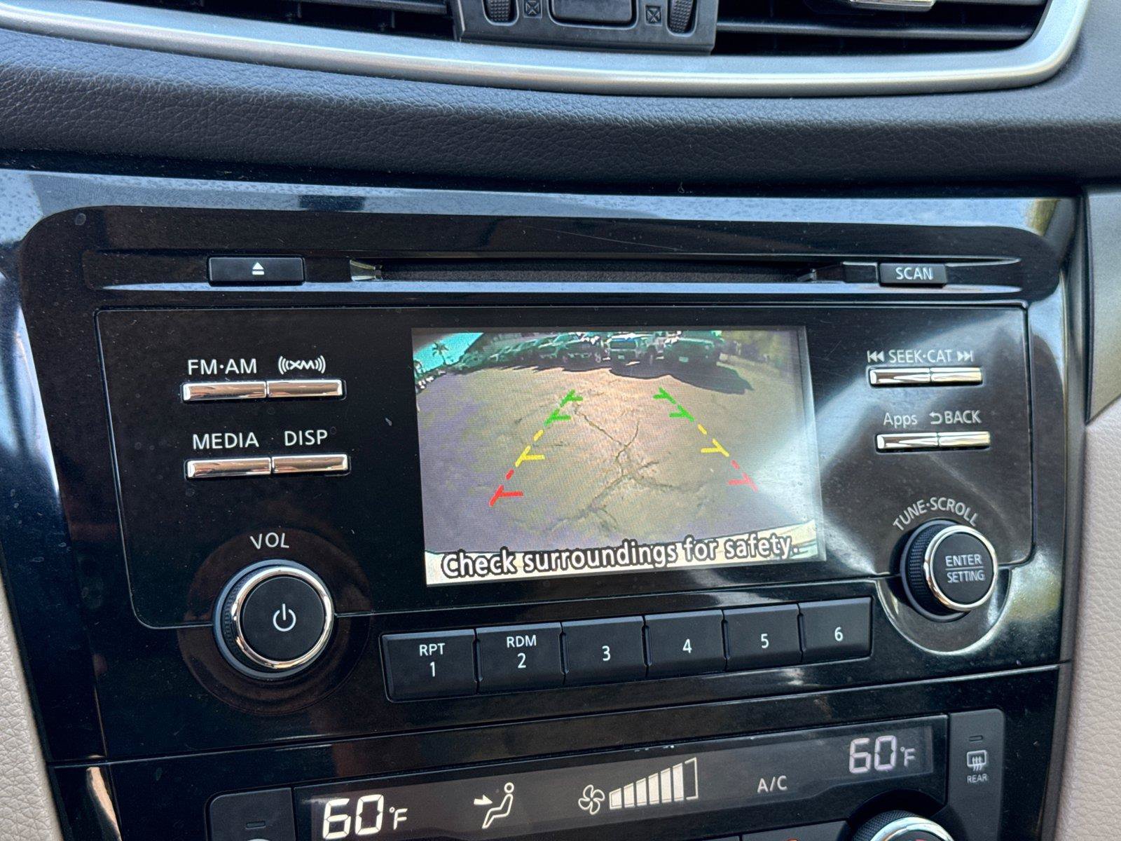 Used 2016 Nissan Rogue SV FWD image 29
