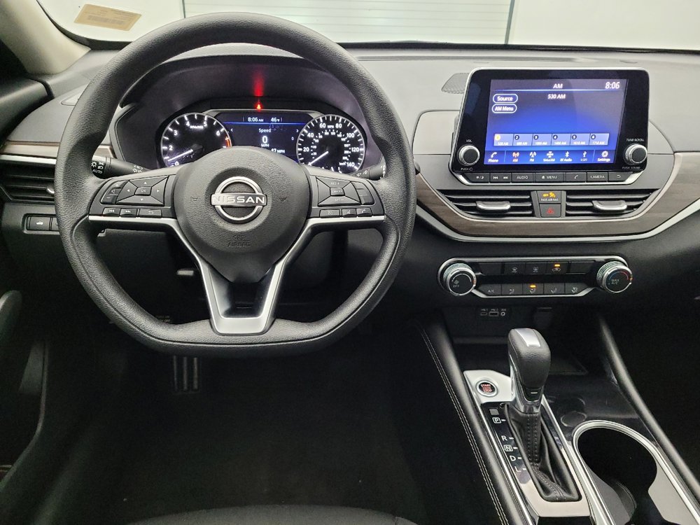 Used 2023 Nissan Altima 2.5 SV image 22