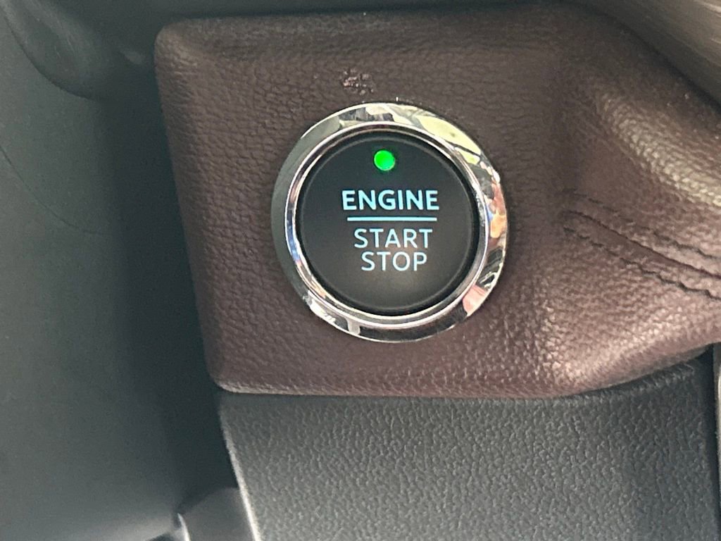 Used 2024 Ford Expedition Limited image 40