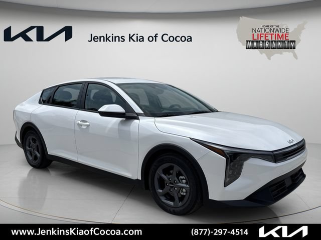 New 2026 Kia K4 FWD image 1