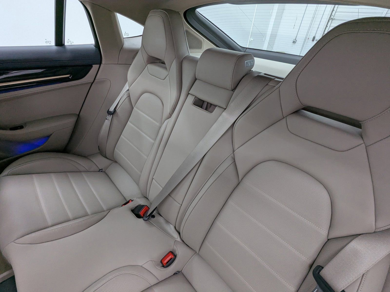 Certified 2024 Porsche Panamera 4 image 15