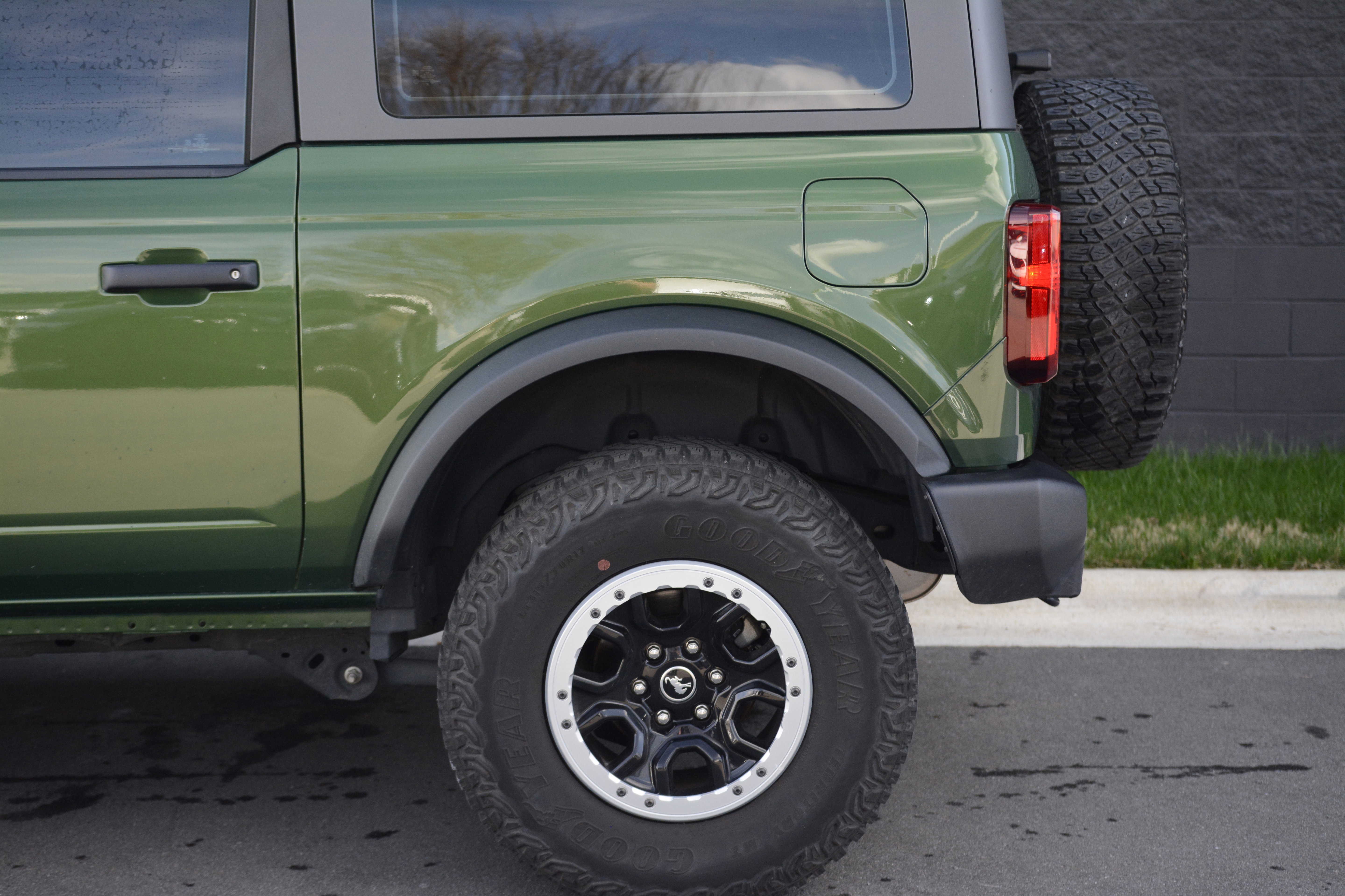 Used 2023 Ford Bronco 2-Door w/ Sasquatch Package image 35