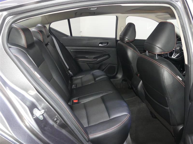 Used 2022 Nissan Altima 2.5 SR w/ Midnight Edition Package FWD image 28
