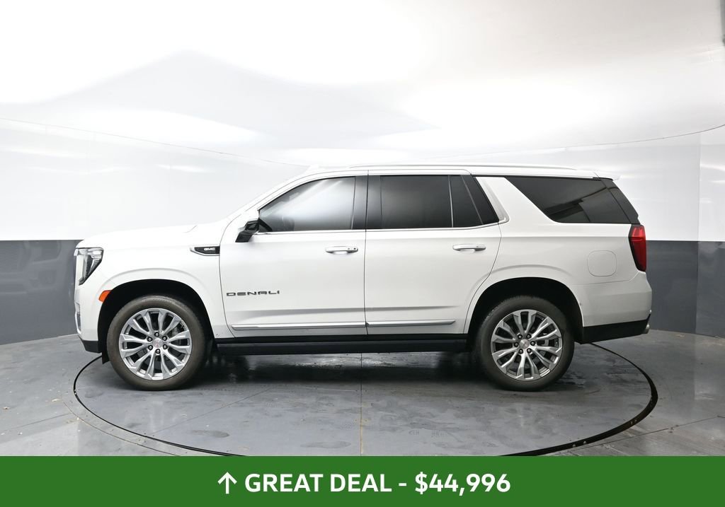 Used 2021 GMC Yukon Denali w/ Denali Premium Package image 11