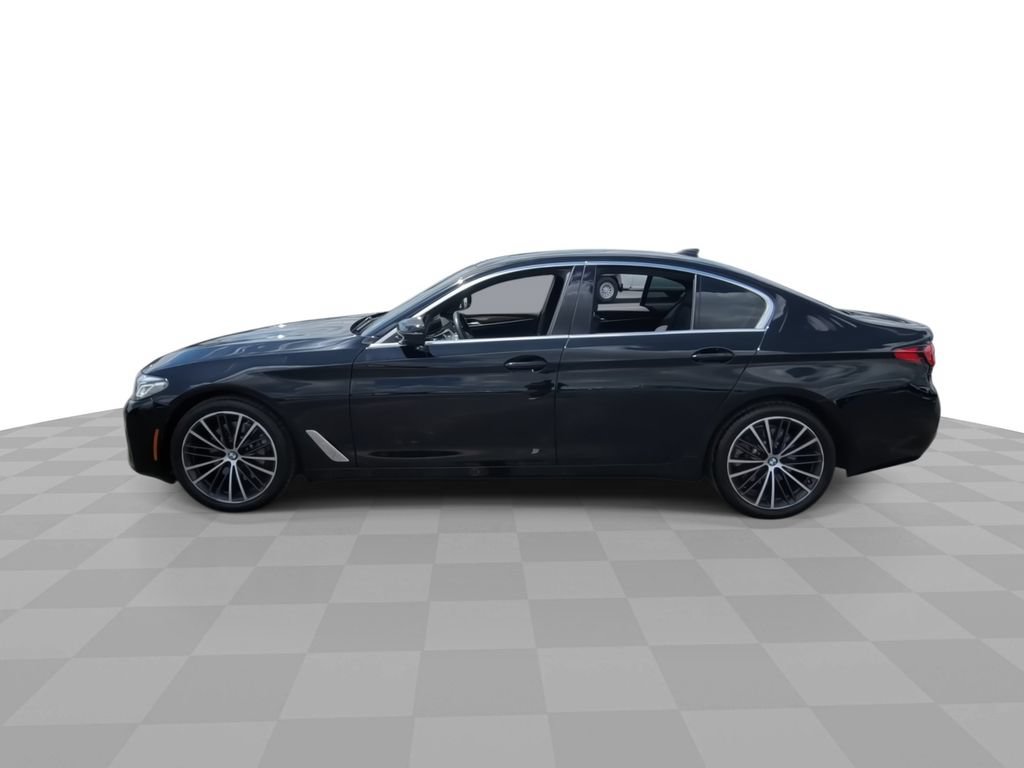 Used 2023 BMW 530i w/ Premium Package RWD image 5