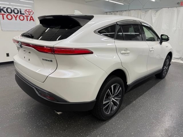 Certified 2021 Toyota Venza LE w/ Carpet Mat Package (TMS) AWD/4WD image 2