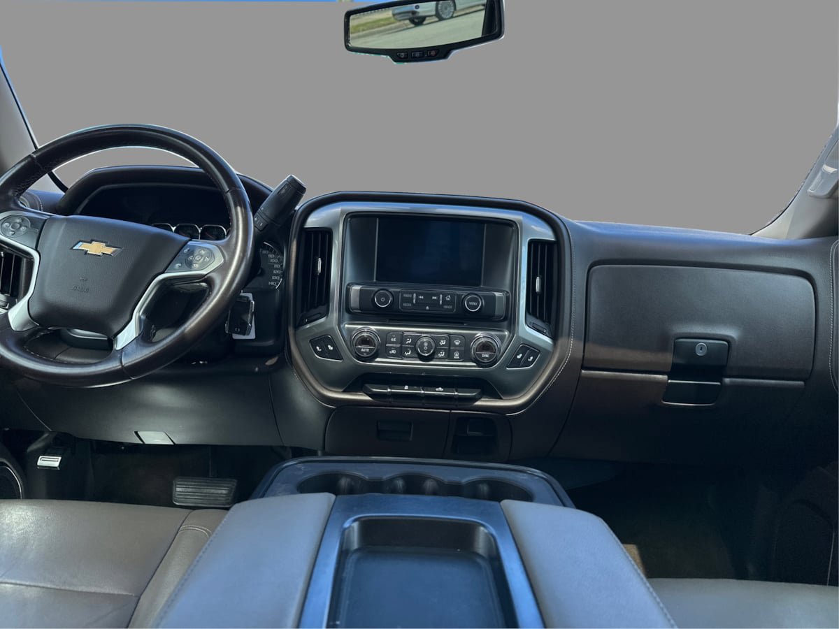 Used 2015 Chevrolet Silverado 1500 LTZ AWD/4WD image 28